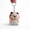 Llaverito de capibara tejido a crochet vista 39
